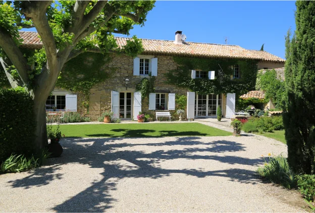 construction de batiements anciens à Massognes dans la Vienne 86